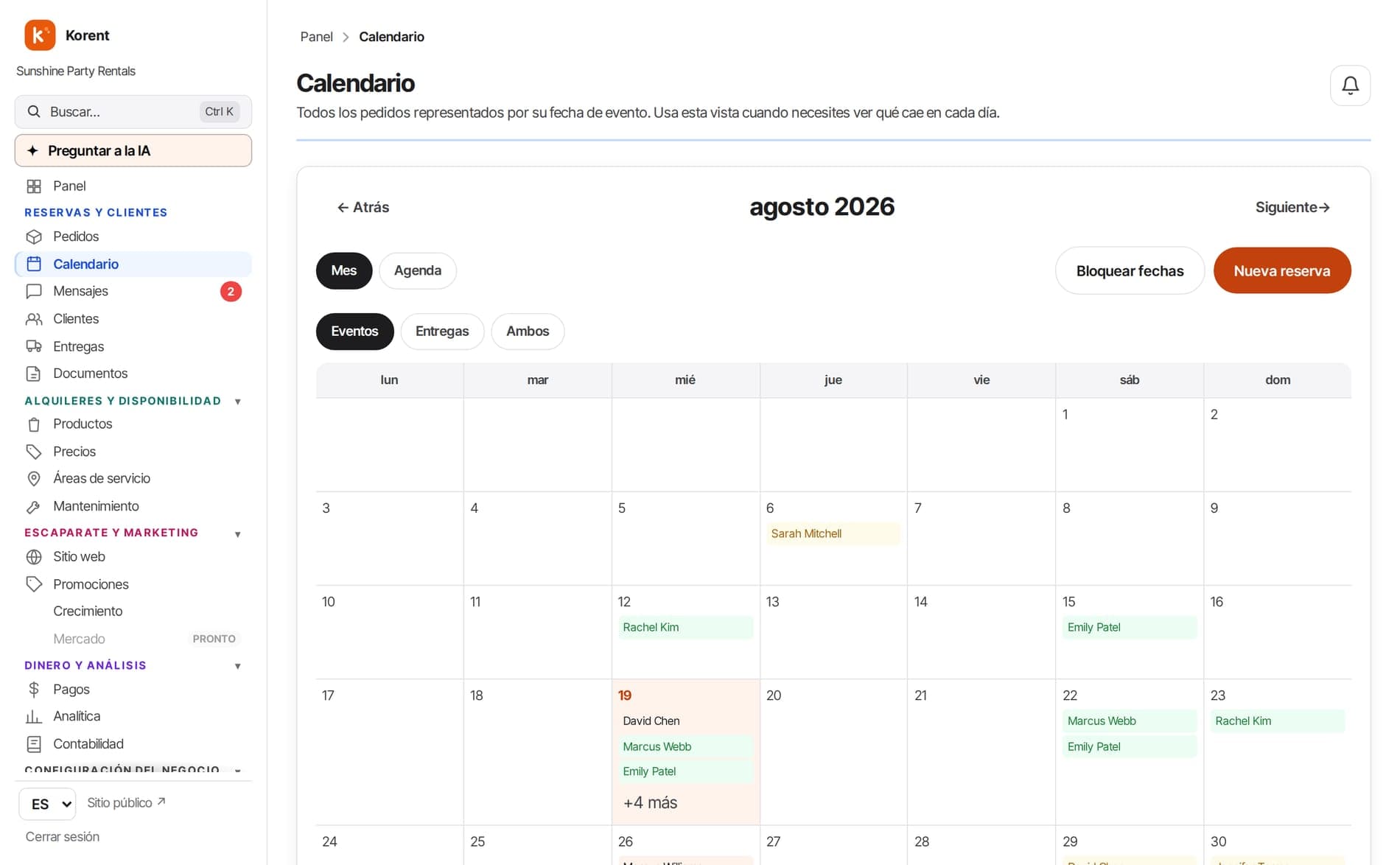 El calendario de reservas de Korent: una vista mensual con cada alquiler confirmado en su fecha.
